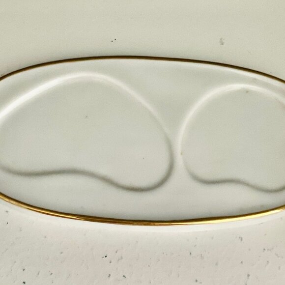 Vintage 1980s Husband & Wife Married Couple Collectible Salt & Pepper Shaker Set - Picture 2 of 7